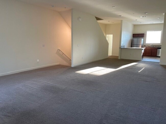 Building Photo - Coming Soon! Beautiful Townhome!