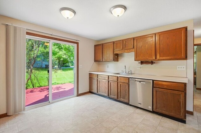 Building Photo - 26 Hunters Hill Cir