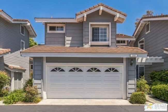 Building Photo - 13583 Almond St