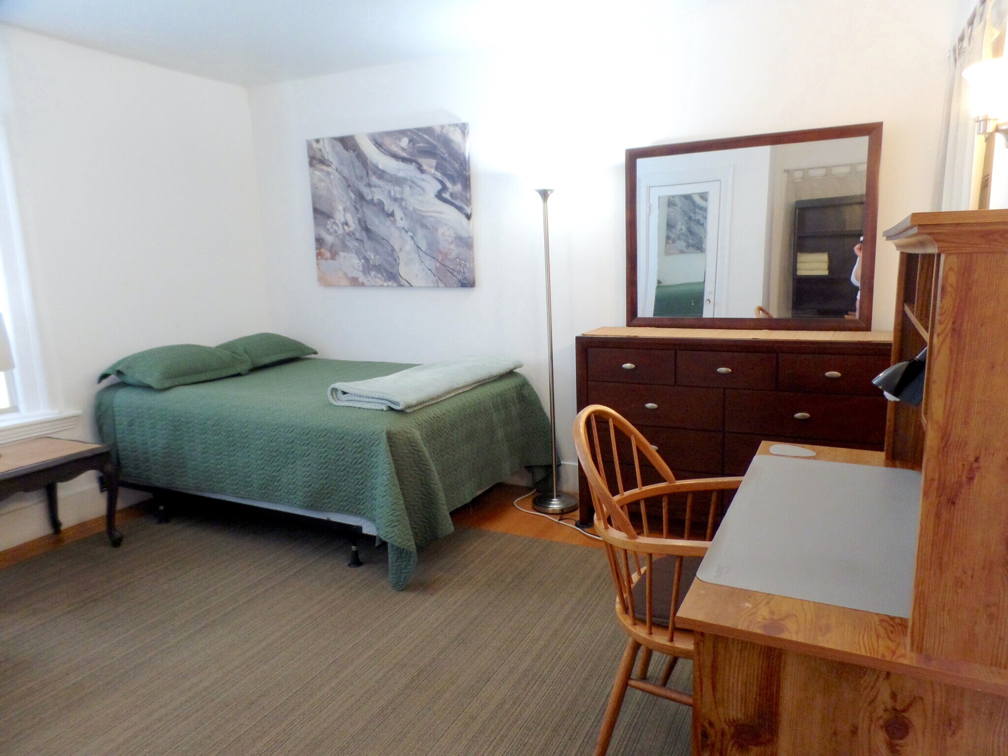 Building Photo - 34 Capen St