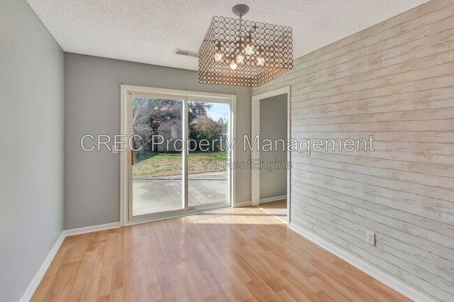 Building Photo - 3019 Woodington Pl