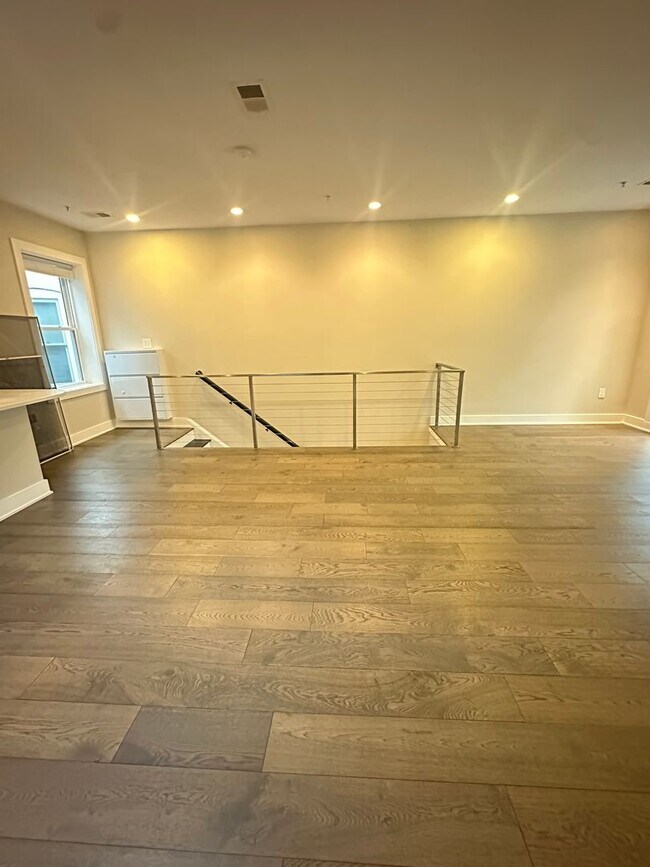 Building Photo - Modern 2 Bedroom, 2 Bathroom Penthouse with Parking in Historic LeDroit Park