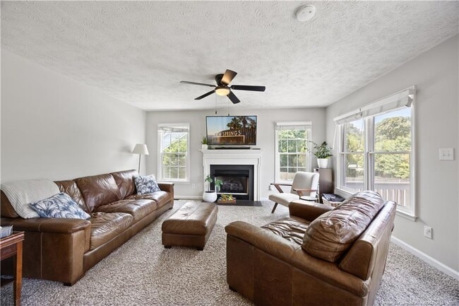 Building Photo - 3517 Gables Dr