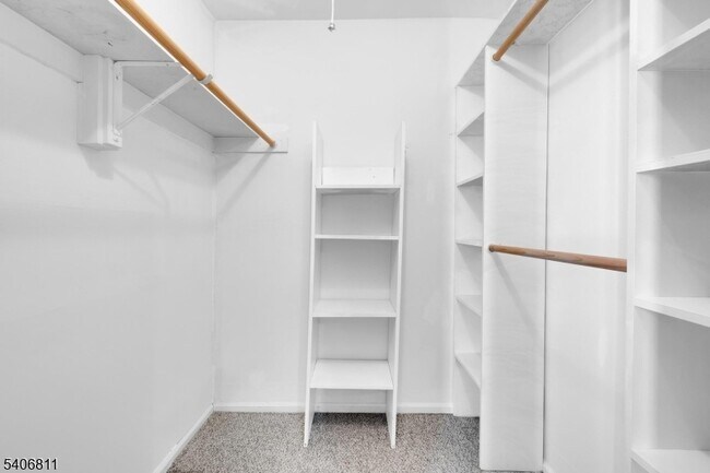 Building Photo - 13228 Dell Pl