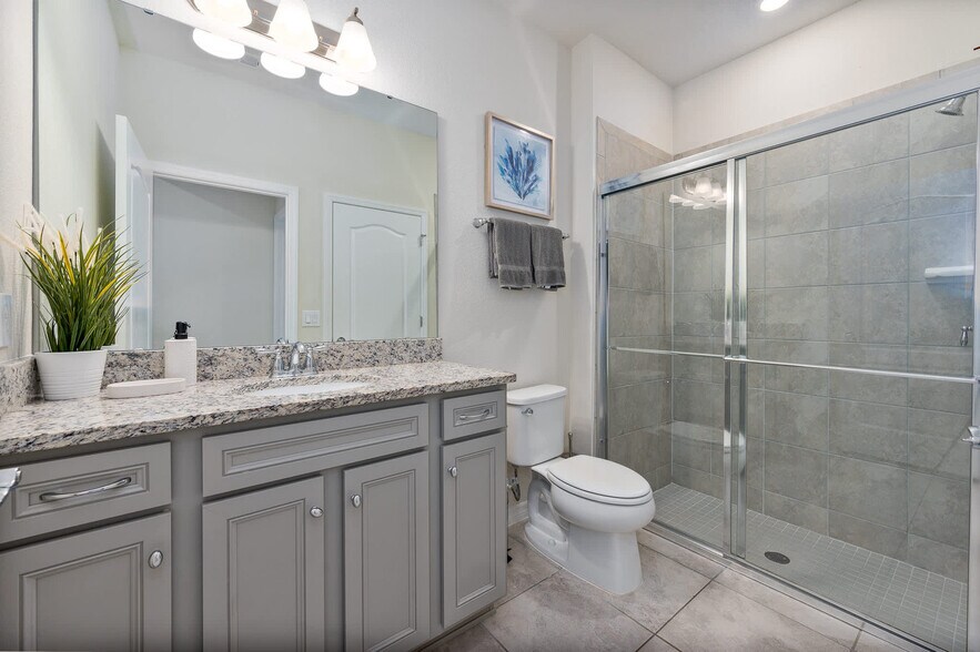 Building Photo - 7320 Oakmoss Loop
