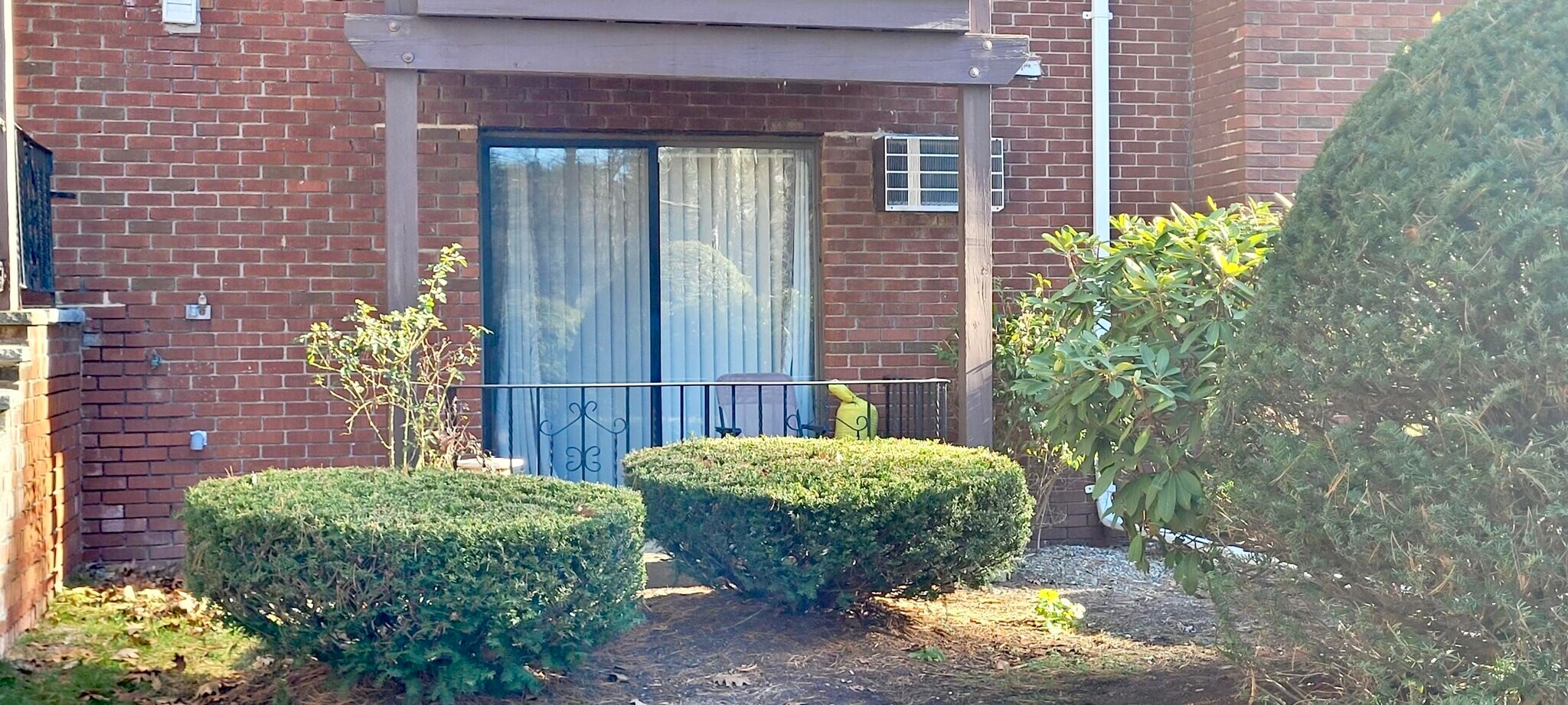 Building Photo - 81 Liberty Square Rd