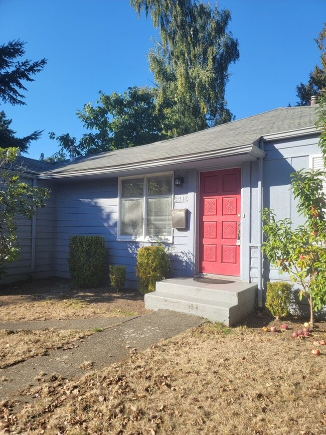 Building Photo - 3416 NE 80th St