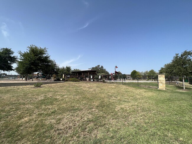 Building Photo - 15315 Shortwing