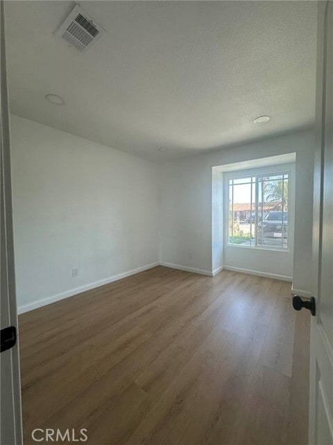 Building Photo - 2014 Iris Way