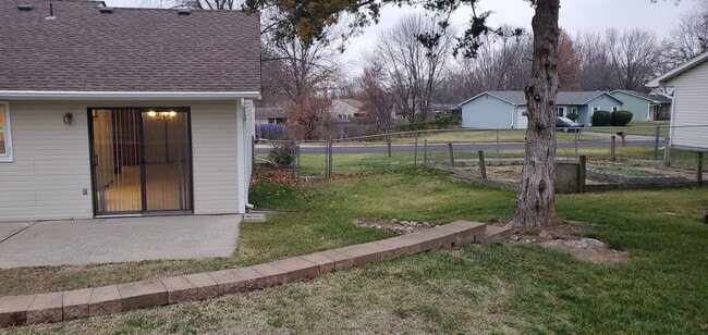 Building Photo - 3 bd, 2 ba E Columbia, Sunrise Estates, ne...