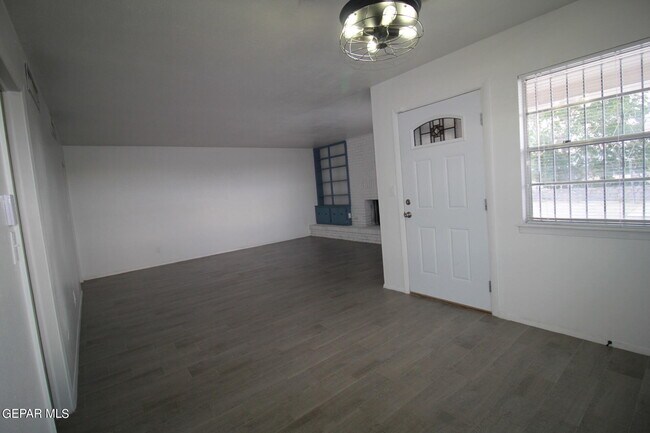 Building Photo - 3615 Olympic Ave
