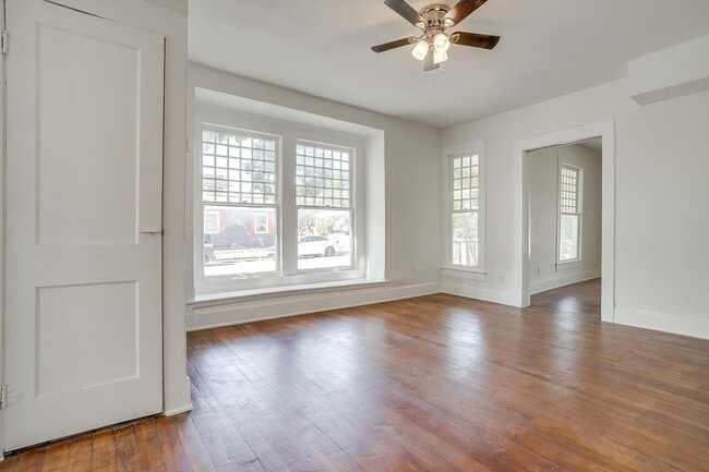 Building Photo - Large Newly Remodeled Home in Historic Fai...