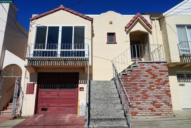 Primary Photo - 158 W Moltke St
