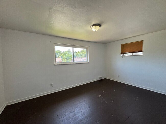 Building Photo - Jump into June and Own Your Own Home with our Summer Savings Spectacular!! - Lease-to-Own Opportu...