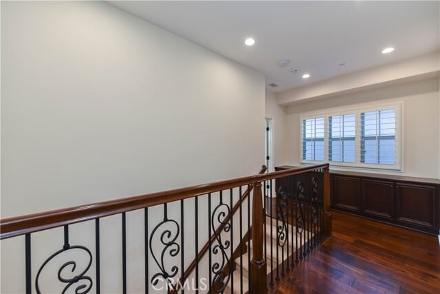 Building Photo - 40 Skyward