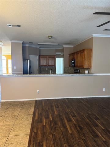 Building Photo - 1510 Loveland Dr