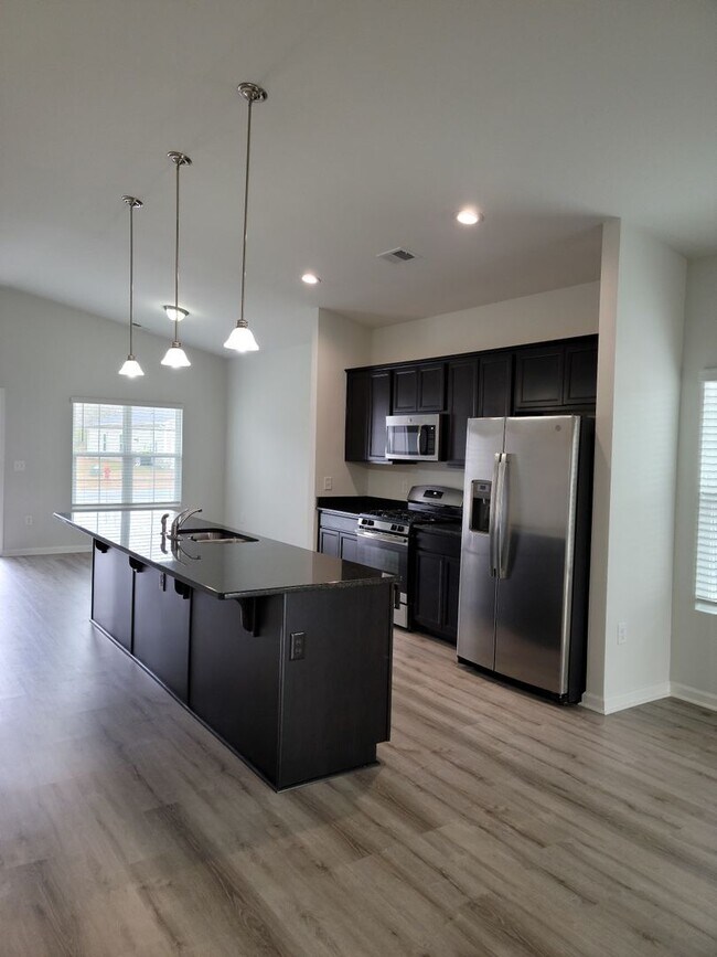 Building Photo - Coastal Point