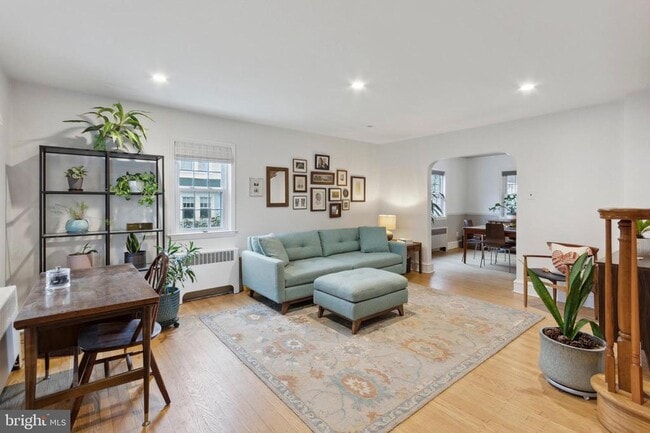 Building Photo - 1420 Lawndale Ave