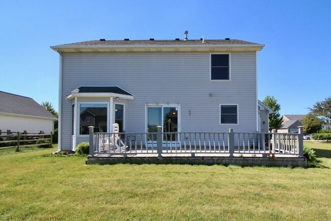 Building Photo - 3 Bedroom House for Rent