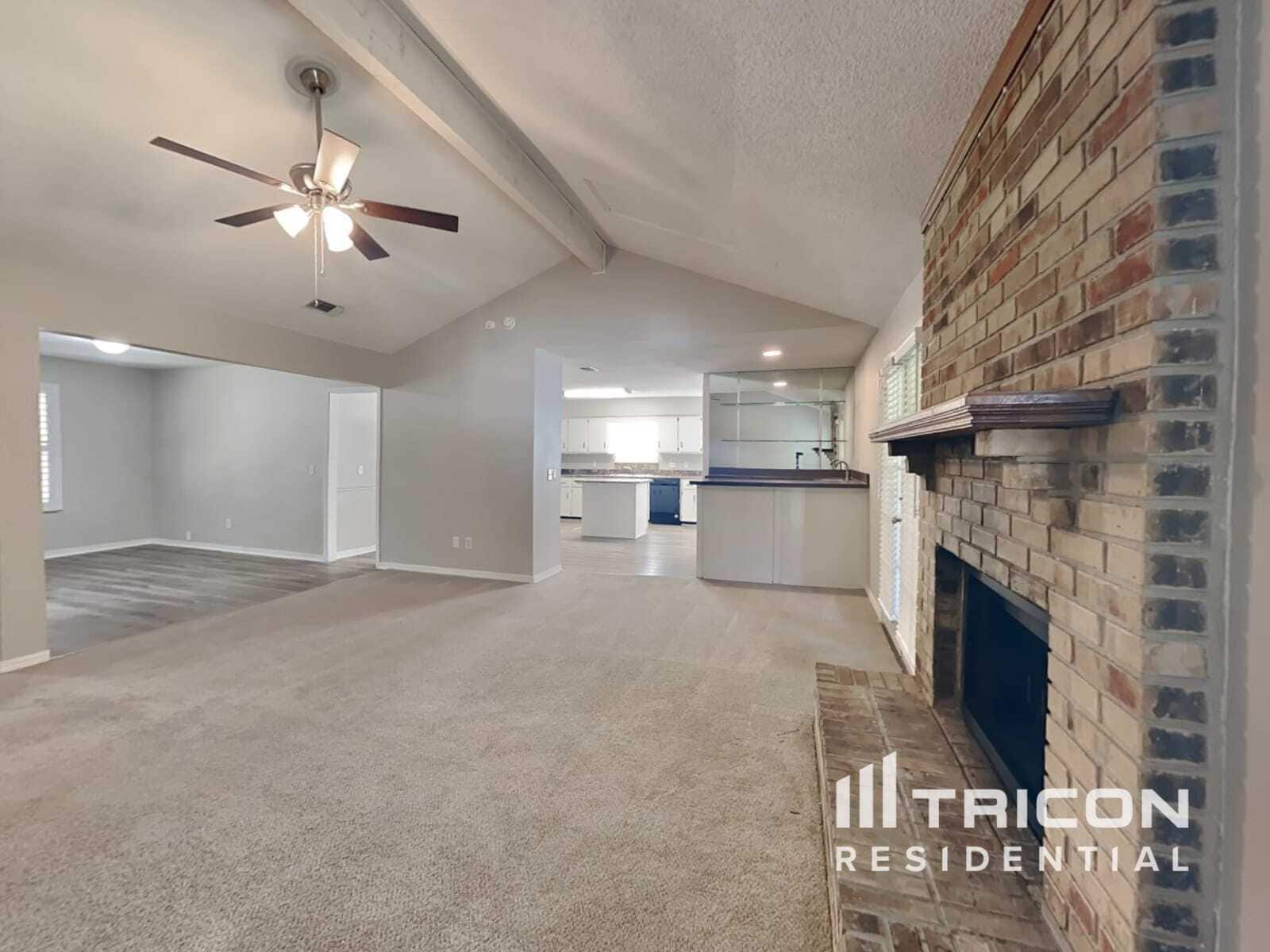 Building Photo - 4672 Wassail Dr