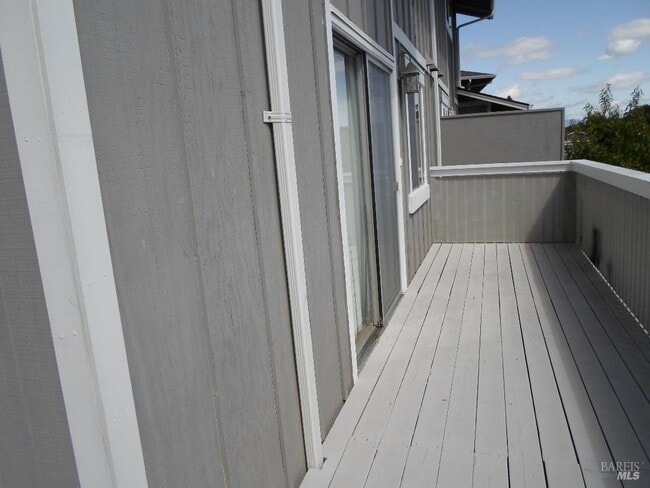 Building Photo - 117 Sunset Cir