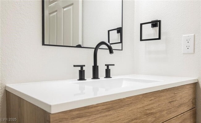 Building Photo - 5924 Taj Mahal Dr