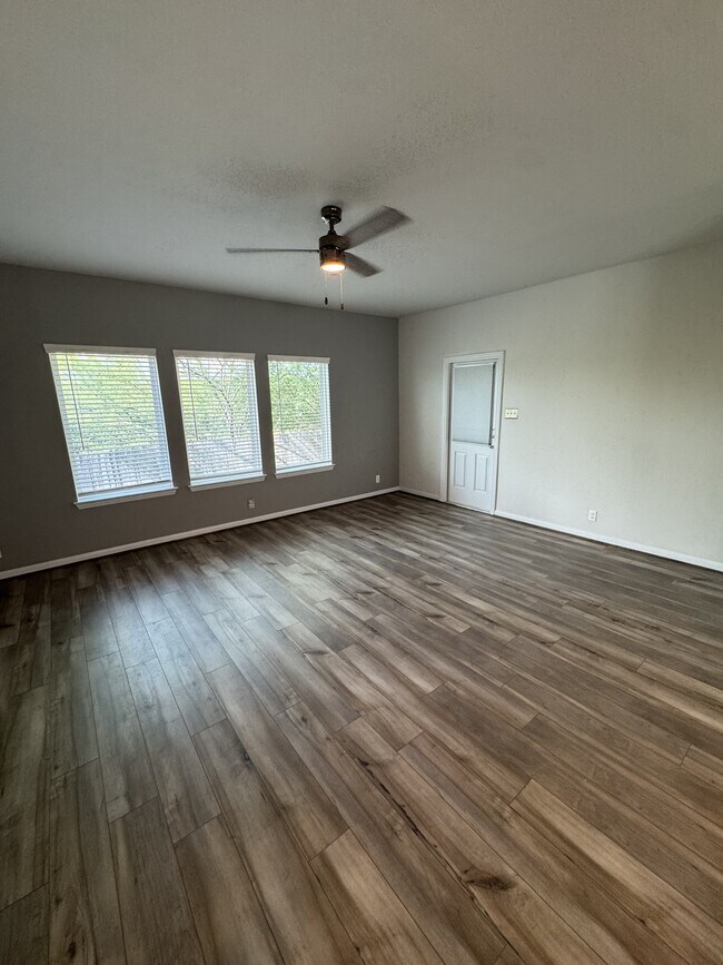 Building Photo - 7510 Boxing Elm