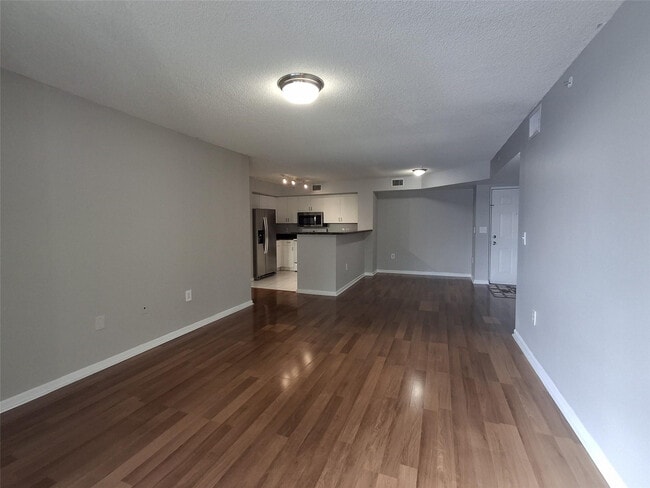 Building Photo - 4836 N State Rd 7