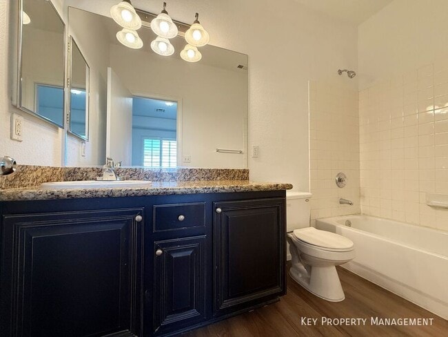 Building Photo - 5975 Barbosa Dr