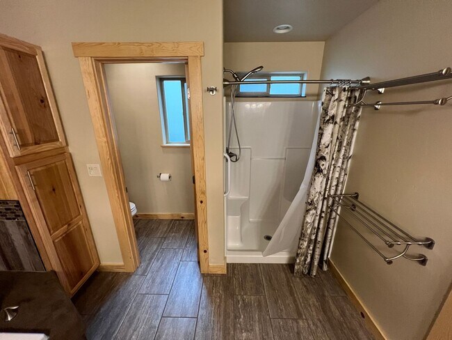 Building Photo - Beautiful Single Level home in Sisters!