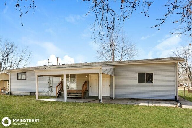 Building Photo - 1 CLARA AVE, ST PETERS, MO 63376
