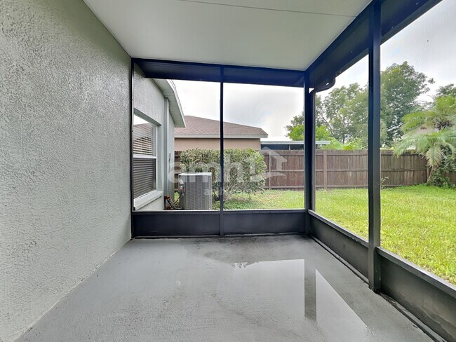 Building Photo - 10603 Cami Ct