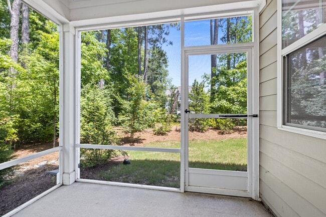 Building Photo - 141 Gremar Dr.