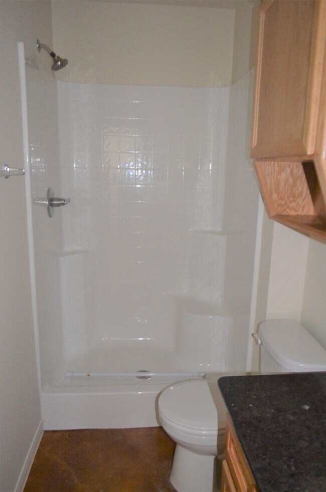 Building Photo - 806 N 3rd St