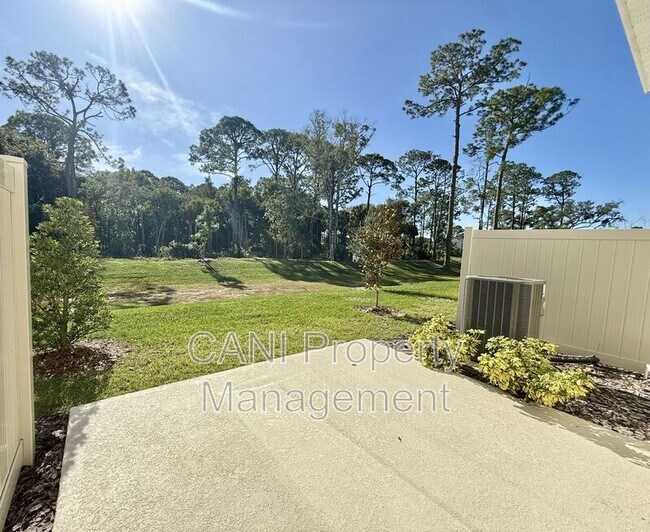 Building Photo - 212 Riverfront Wy