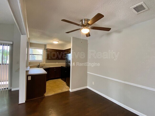 Building Photo - 2942 Antique Oaks Cir