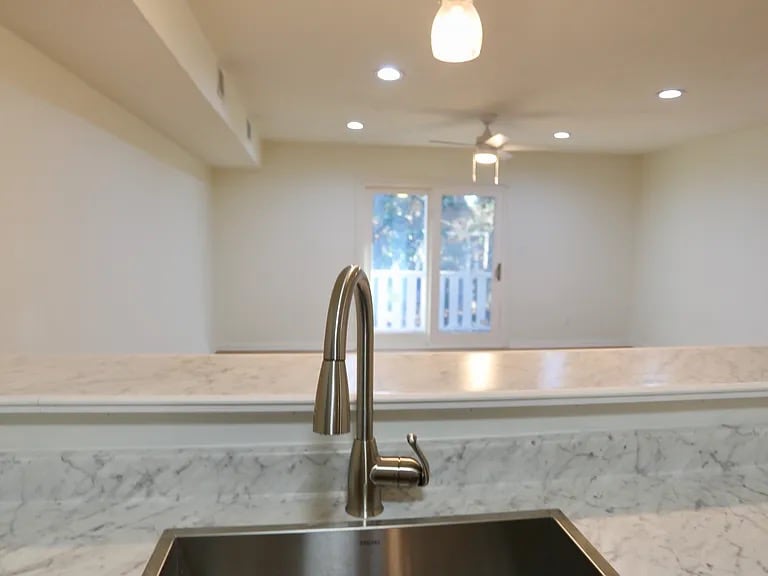 Building Photo - 365 W Illinois Ave