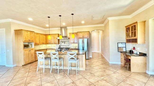 Building Photo - Amazing Location & Beautiful Country Livin...