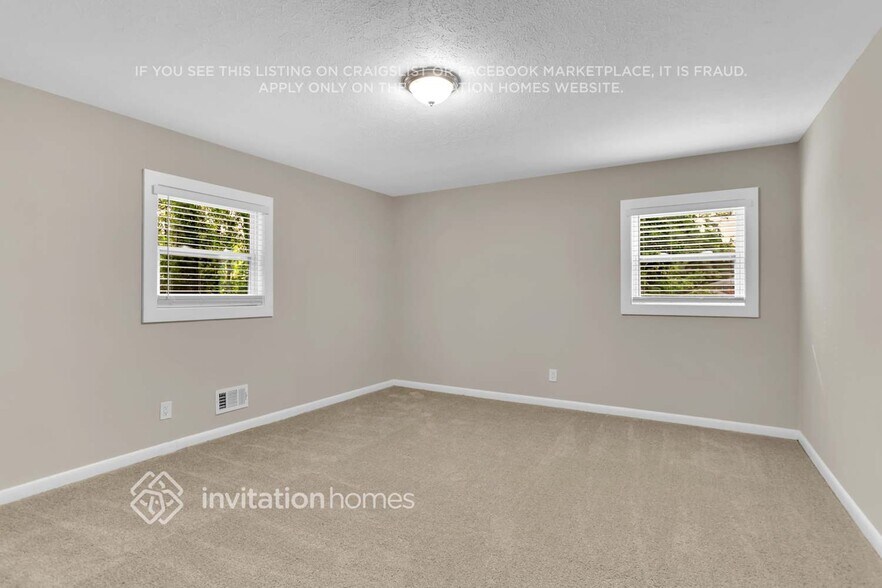 Building Photo - 3640 W Potomac Dr