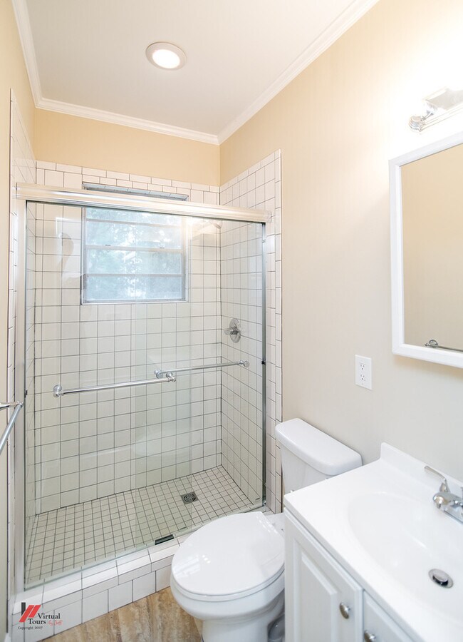 Building Photo - *MOVE IN SPECIAL $150 OFF 1ST MONTHS RENT*