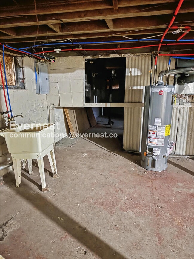 Building Photo - 12019 Stoepel St