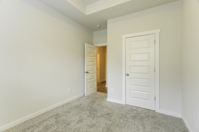 Building Photo - 5414 Cedar Creek Dr