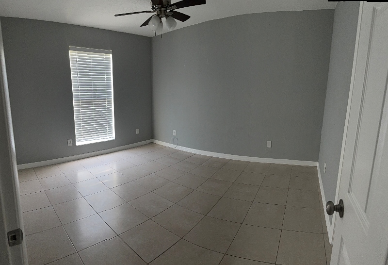 Building Photo - 5005 Eastwood Dr