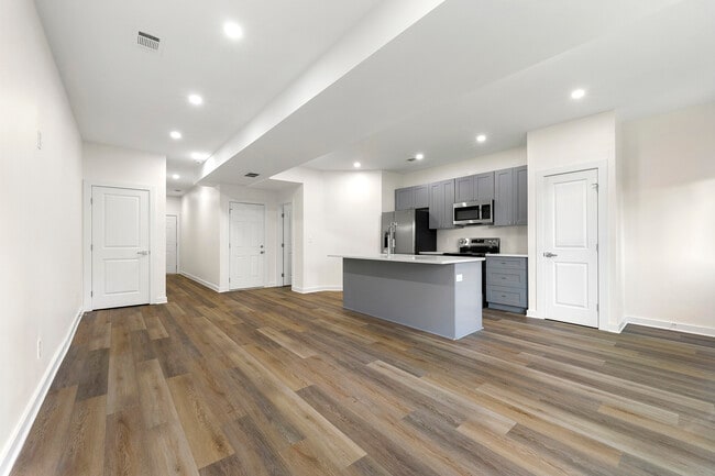 Building Photo - 3607 Brycewood Dr