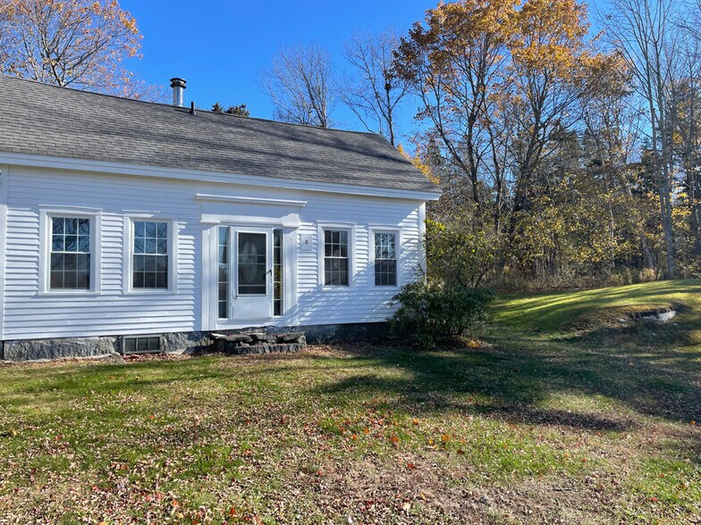 Building Photo - 39 Eastern Ave