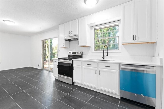 Building Photo - 5726 Southwick Ct SW