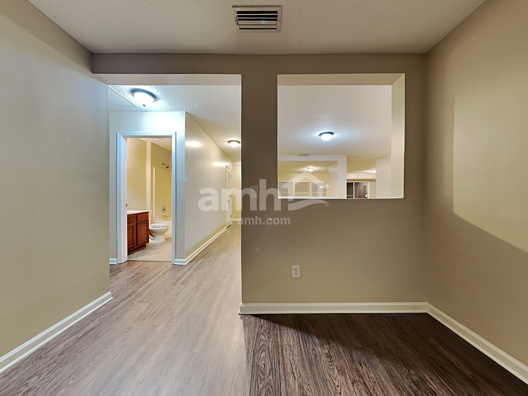 Building Photo - 86336 Augustus Ave