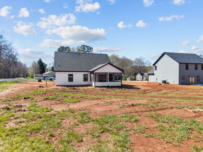 Building Photo - 1010 Gibson Rd