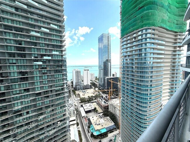 Building Photo - 60 SW 13th St