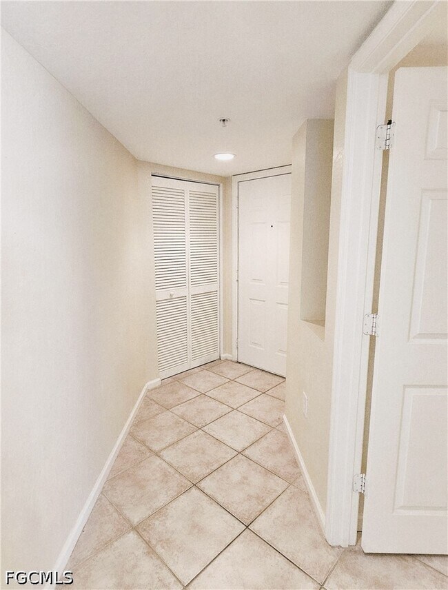 Building Photo - 4105 Residence Drive